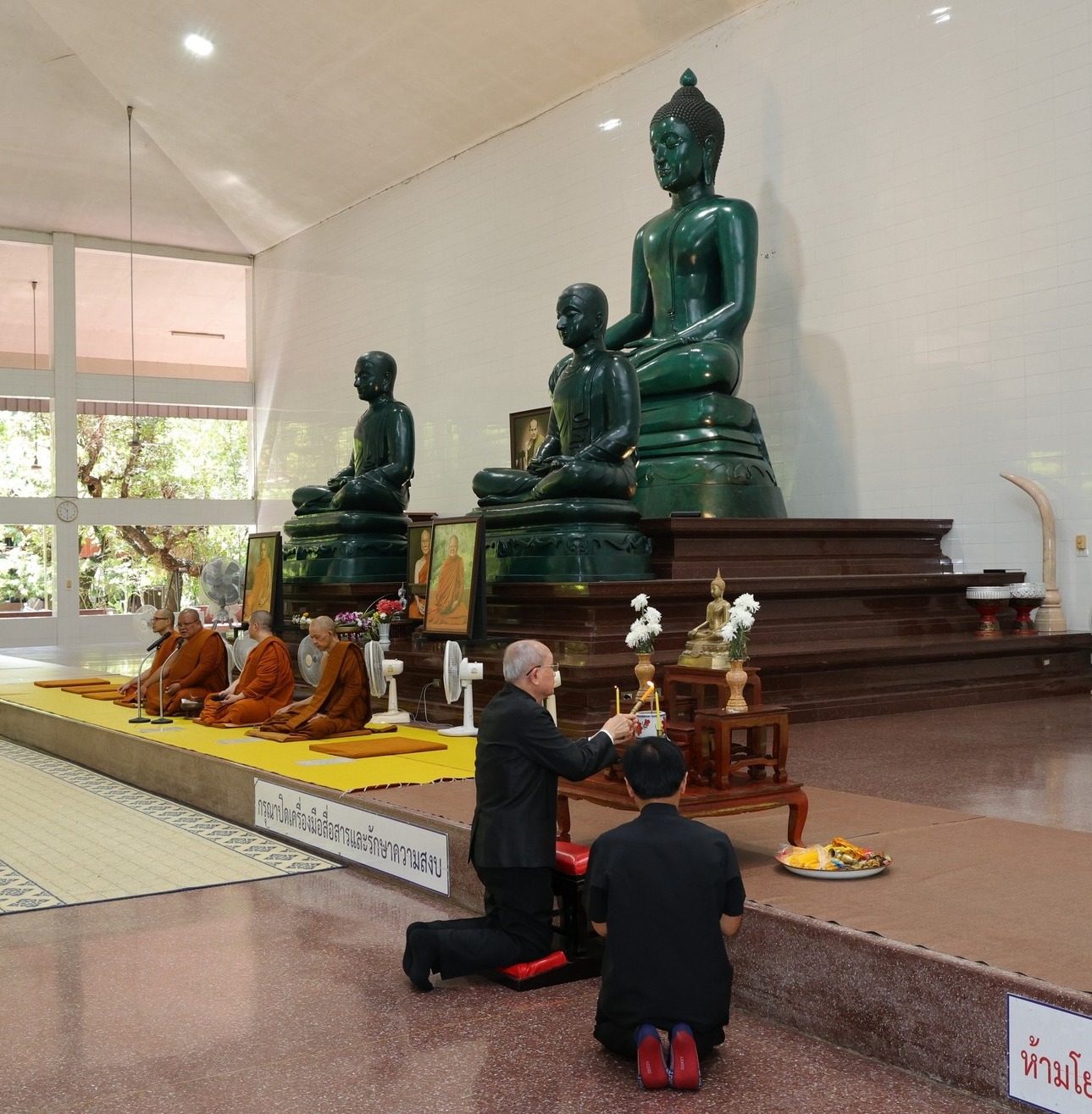 gallery-image